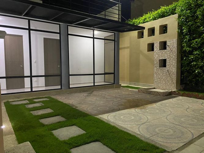 Casa de 4 alcobas en arriendo en Ricaurte, 242 m² · foto 9 de 14