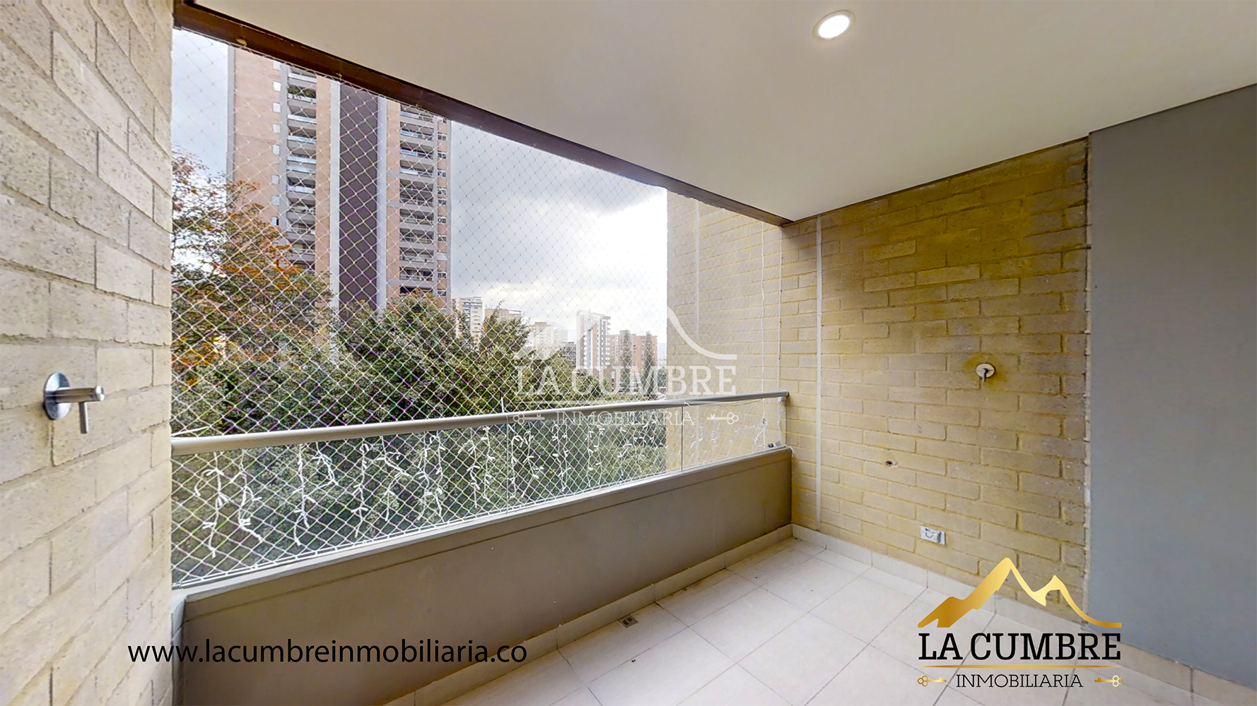 Apartamento en arriendo en Castropol, Medellín · foto 9 de 17