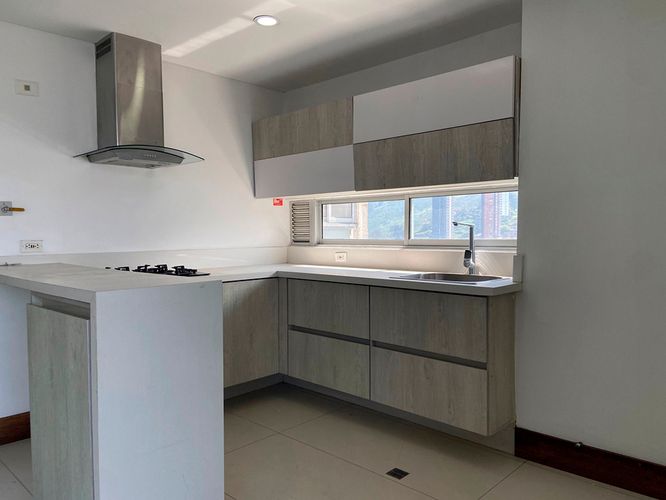 Apartamento de 3 alcobas en arriendo en Vegas De La Doctora, Sabaneta, 102 m² · foto 6 de 19