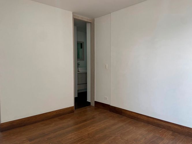 Apartamento de 3 alcobas en arriendo en Vegas De La Doctora, Sabaneta, 102 m² · foto 8 de 19