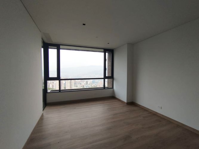 Apartamento de 3 alcobas en arriendo en Las Palmas, Medellín, 140 m² · foto 11 de 14