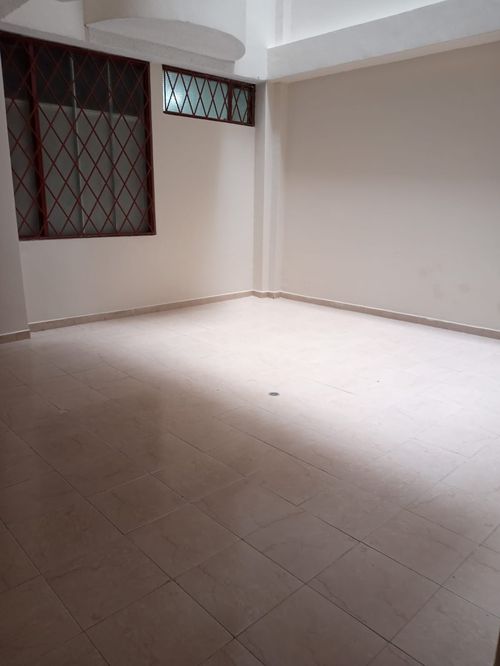 Edificio en arriendo en Bombona, Pasto, 1092 m² · foto 2 de 24