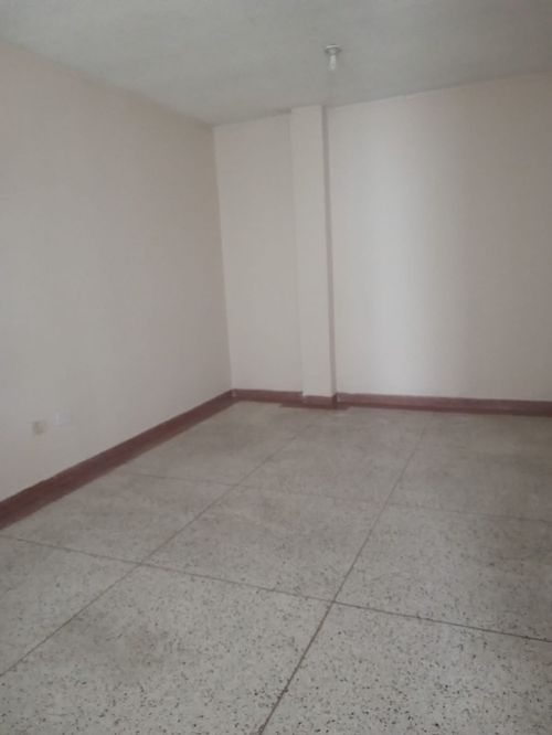 Edificio en arriendo en Bombona, Pasto, 1092 m² · foto 22 de 24