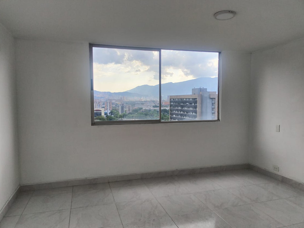 Apartamento en venta en El Poblado, Medellín · foto 12 de 18