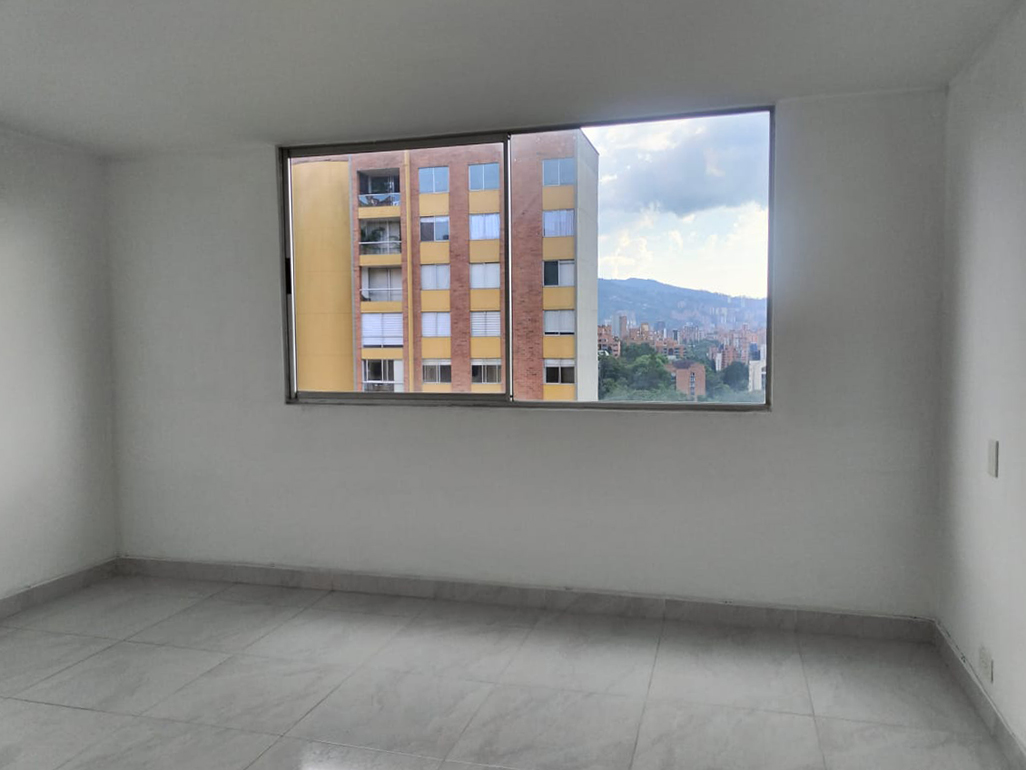 Apartamento en venta en El Poblado, Medellín · foto 15 de 18