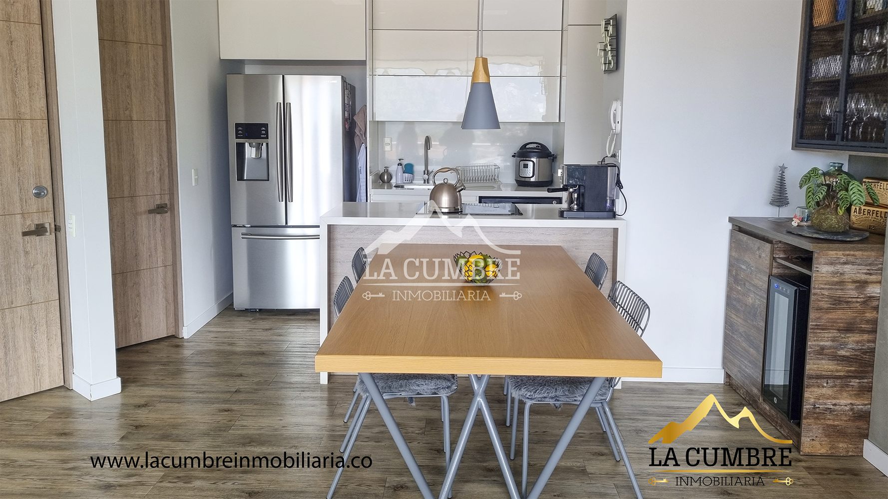 Apartamento en venta en Loma Del Esmeraldal, Envigado · foto 5 de 11