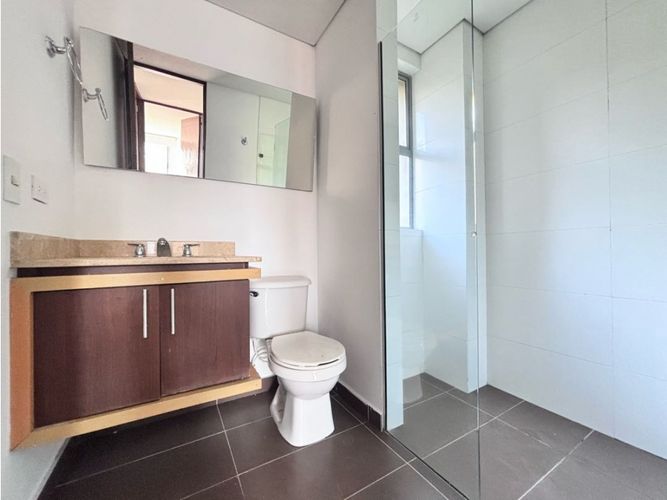 Apartamento de 2 alcobas en arriendo en Noel, Medellín, 100 m² · foto 7 de 17
