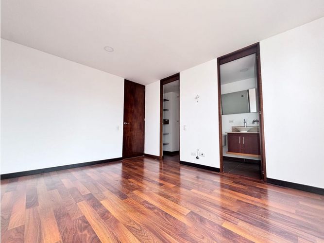 Apartamento de 2 alcobas en arriendo en Noel, Medellín, 100 m² · foto 8 de 17