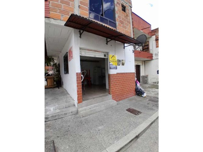Local en arriendo en Caicedo, Medellín, 40 m² · foto 8 de 12