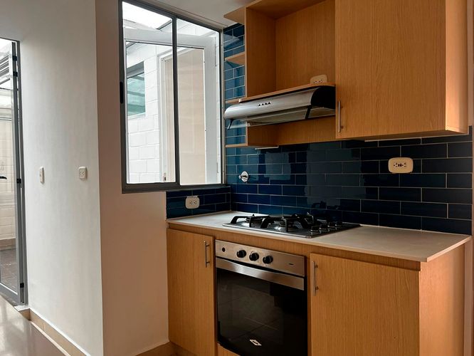Apartamento de 3 alcobas en arriendo en Camino Verde, Envigado, 90 m² · foto 6 de 16