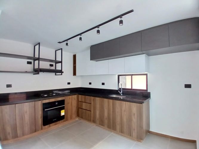 Casa de 3 alcobas en arriendo en Cerritos, Pereira, 130 m² · foto 3 de 16