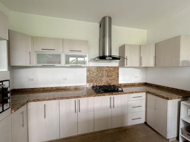 Casa de 5 alcobas en venta en Pance, Cali, 350 m² · foto 3 de 22