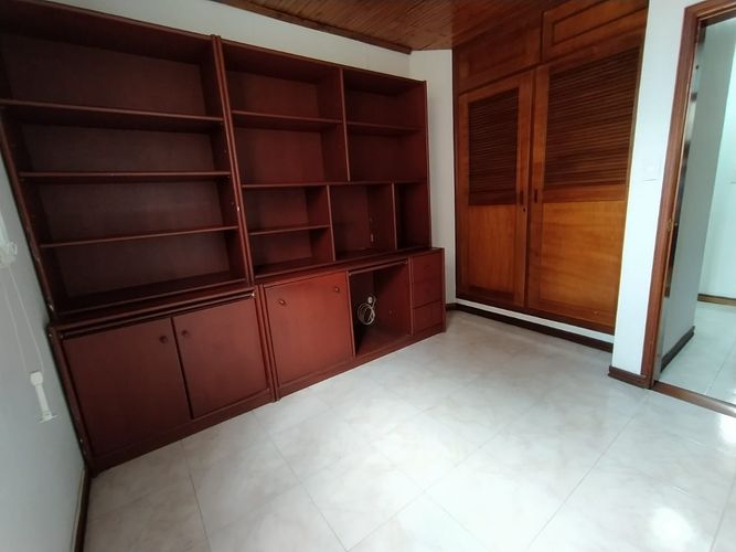 Apartamento de 4 alcobas en venta en Santander, Pereira, 144 m² · foto 7 de 11