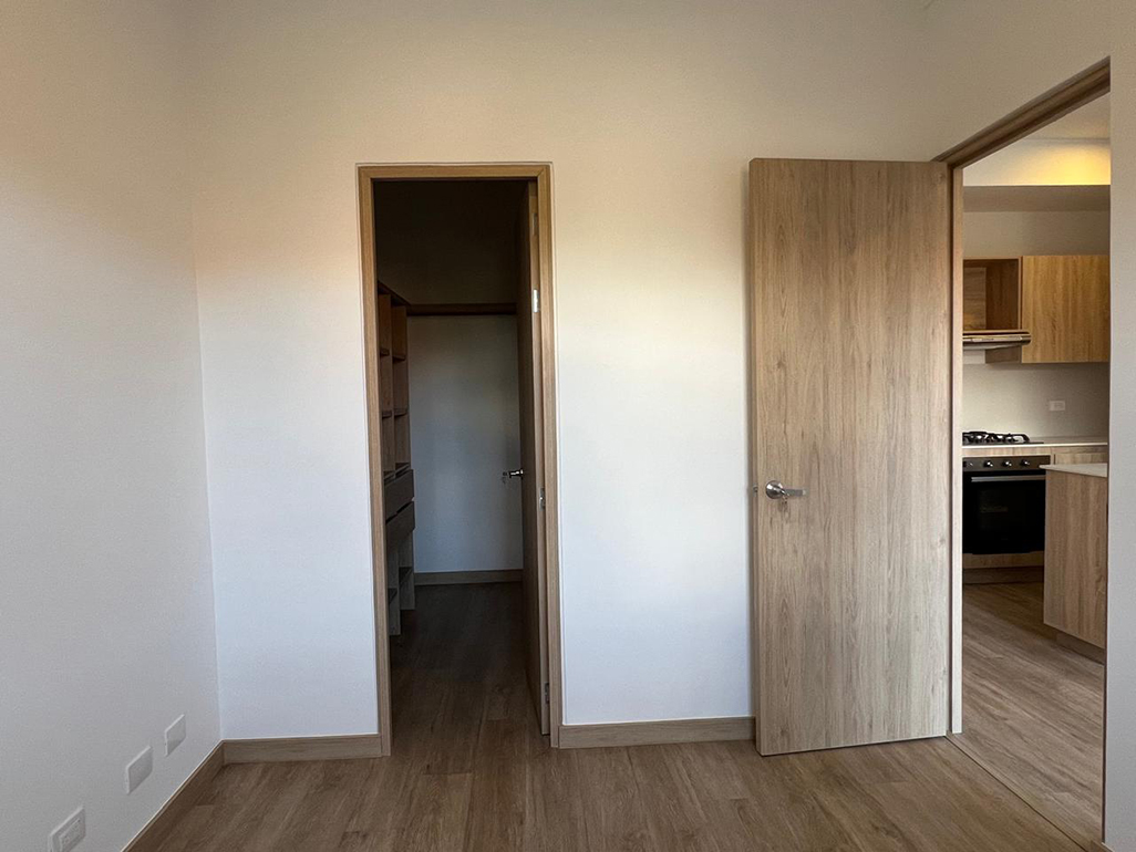 Apartamento en arriendo en Llano Grande, Rionegro · foto 6 de 10