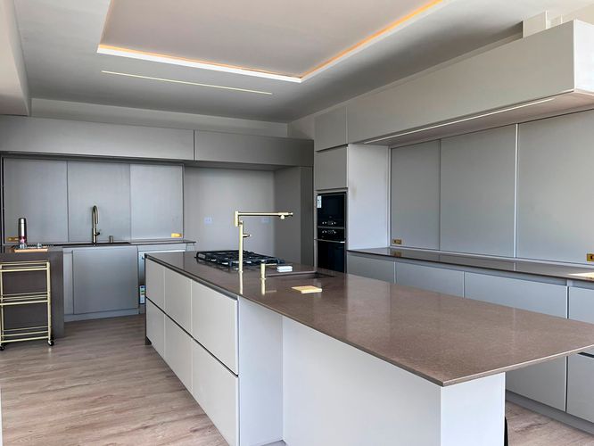 Casa de 3 alcobas en venta en Loma Del Chocho, Envigado, 611 m² · foto 8 de 20
