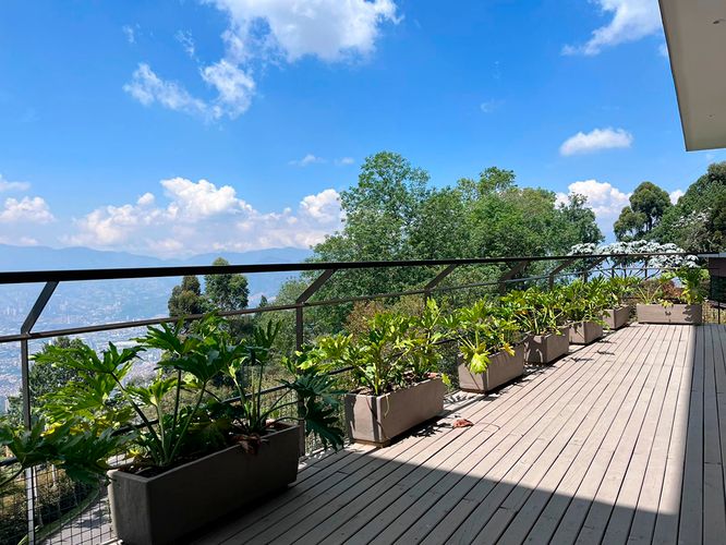 Casa de 3 alcobas en venta en Loma Del Chocho, Envigado, 611 m² · foto 19 de 20