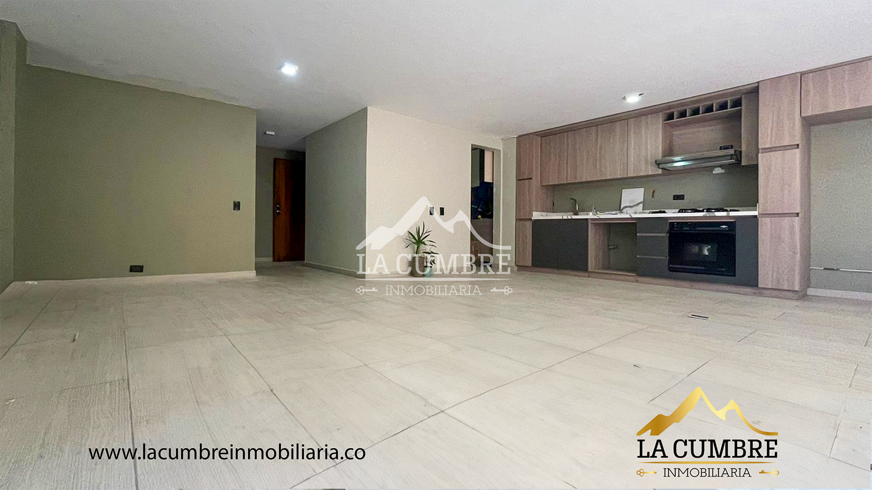 Casa en arriendo en Castropol, Medellín · foto 2 de 14