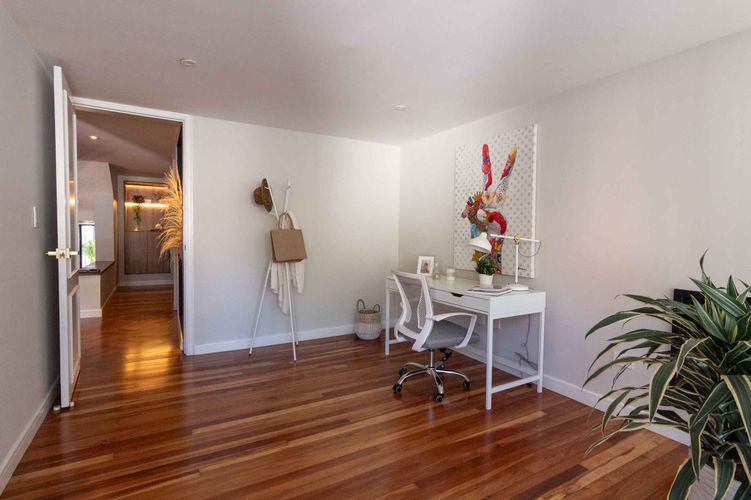 Casa de 5 alcobas en venta en Santa Barbara Alta, Bogotá, 433 m² · foto 2 de 24
