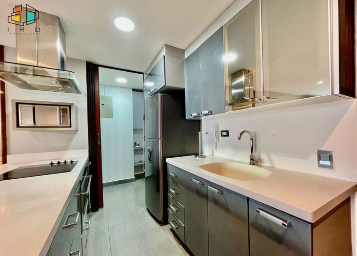 Apartamento de 2 alcobas en arriendo en La Aguacatala, Medellín, 78 m² · foto 9 de 15