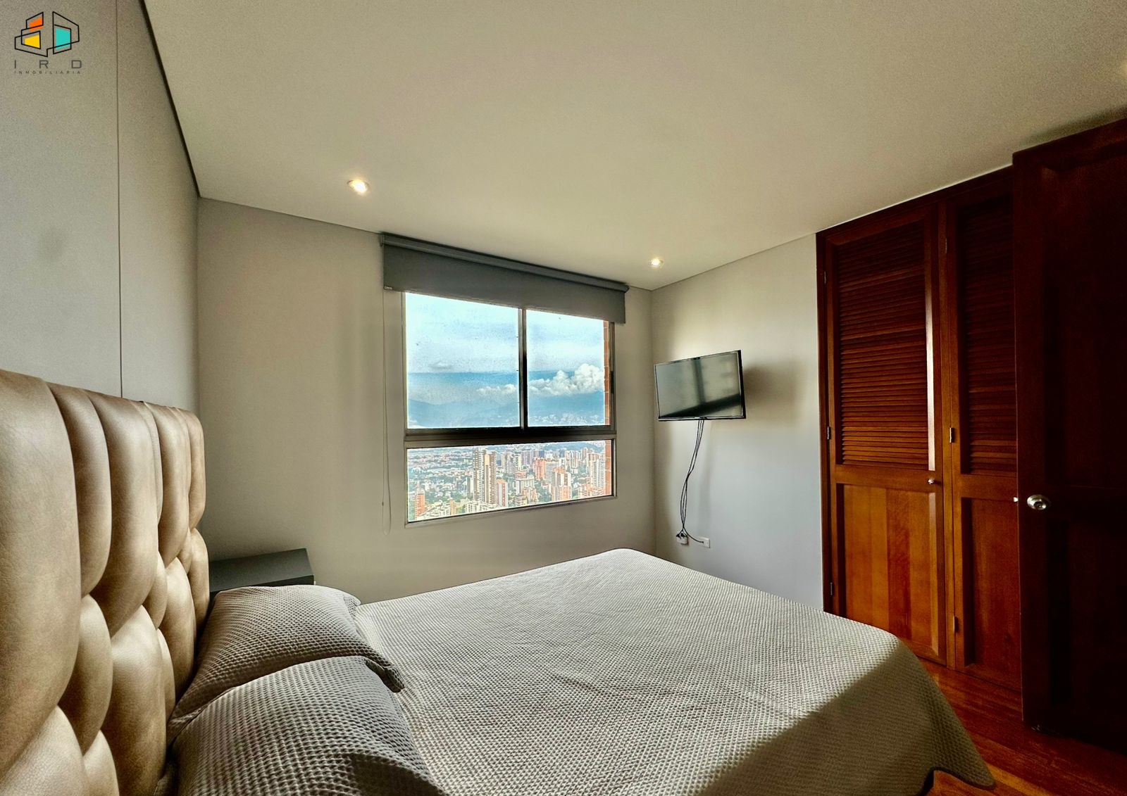 Apartamento en arriendo en El Tesoro, Medellín · foto 23 de 24