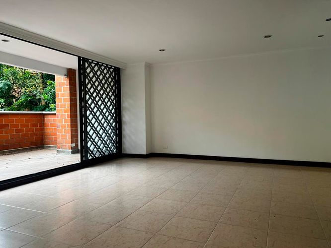 Apartamento de 3 alcobas en arriendo en El Poblado, Medellín, 123 m² · foto 5 de 20