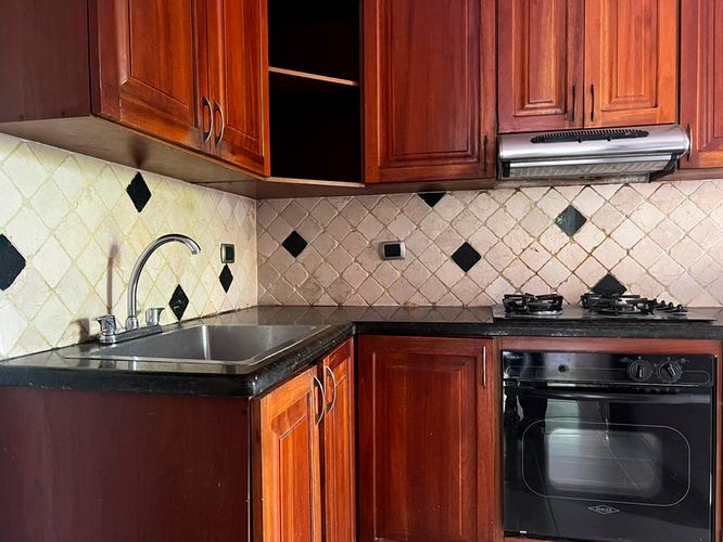 Apartamento de 3 alcobas en arriendo en El Poblado, Medellín, 123 m² · foto 7 de 20