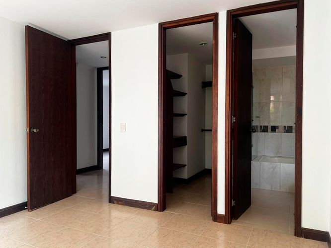 Apartamento de 3 alcobas en arriendo en El Poblado, Medellín, 123 m² · foto 10 de 20