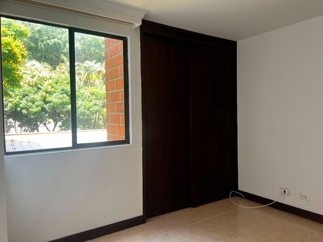 Apartamento de 3 alcobas en arriendo en El Poblado, Medellín, 123 m² · foto 14 de 20