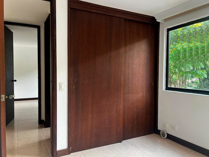 Apartamento de 3 alcobas en arriendo en El Poblado, Medellín, 123 m² · foto 15 de 20