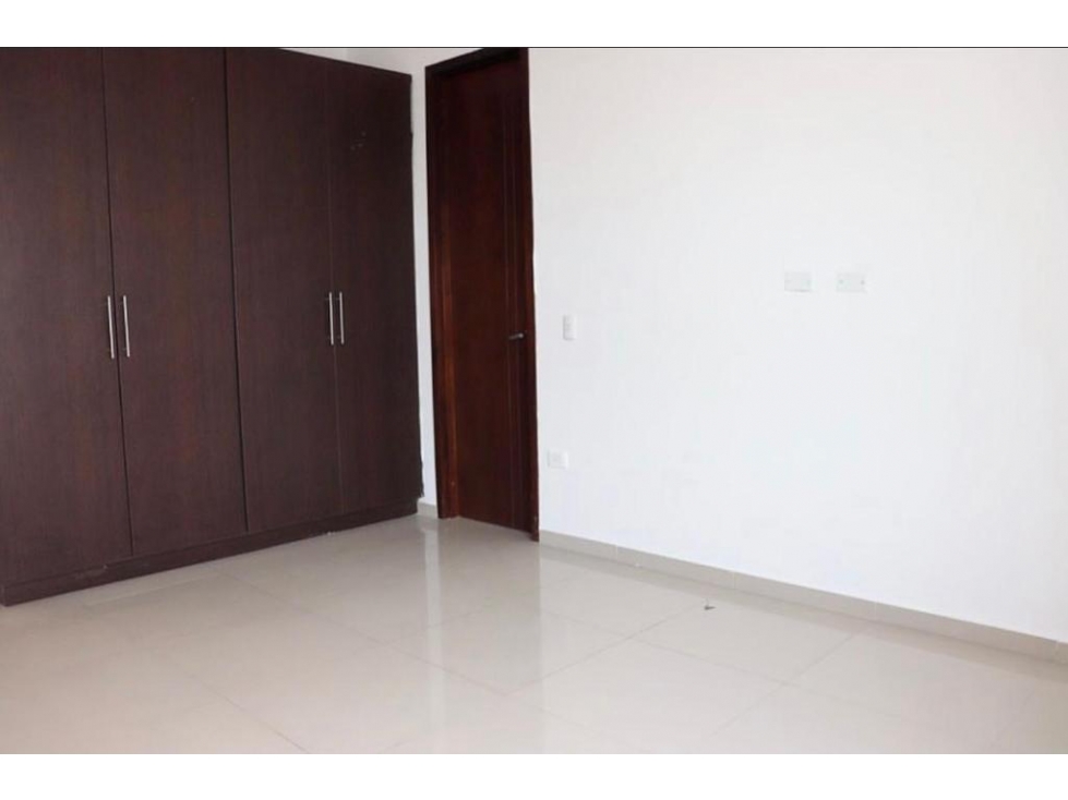 Apartamento en venta en Manga, Cartagena · foto 4 de 6
