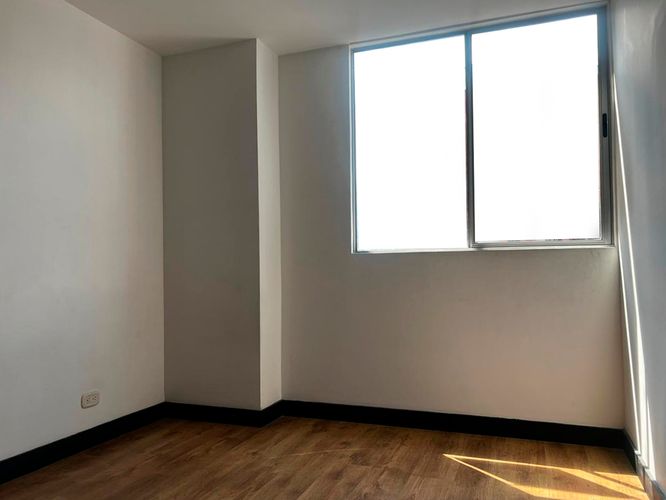 Apartamento de 3 alcobas en arriendo en Camino Verde, Envigado, 97 m² · foto 11 de 17