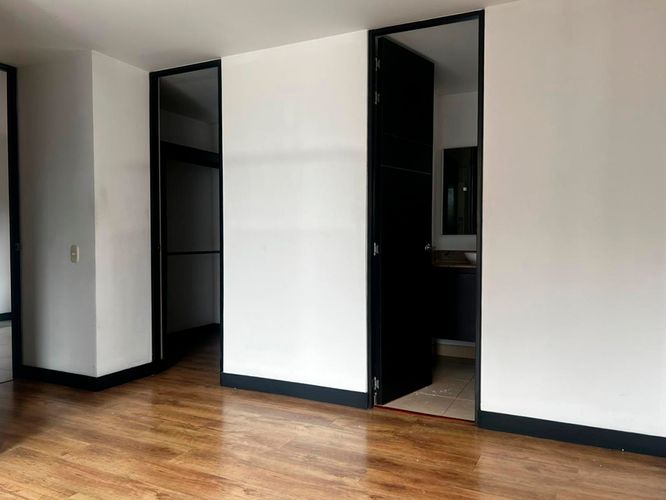 Apartamento de 3 alcobas en arriendo en Camino Verde, Envigado, 97 m² · foto 14 de 17