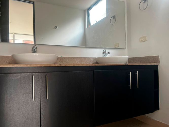Apartamento de 3 alcobas en arriendo en Camino Verde, Envigado, 97 m² · foto 17 de 17