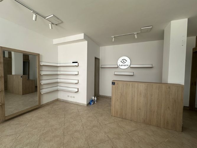 Local en arriendo en Centro, Rionegro, 28 m² · foto 2 de 5
