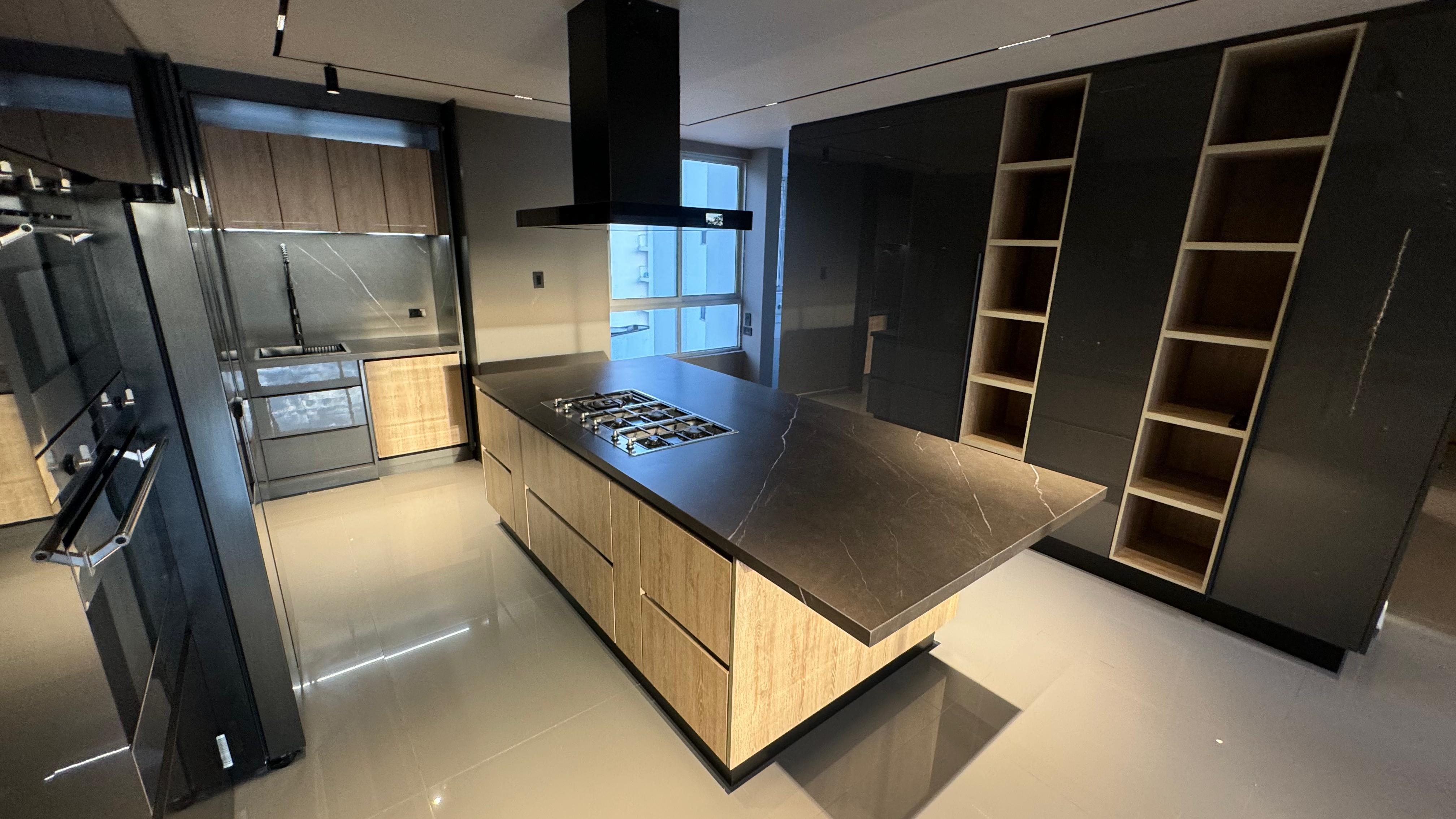 Apartamento en venta en Pinares, Pereira · foto 4 de 9