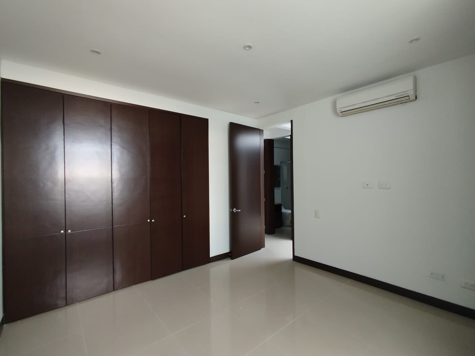 Casa en venta en Pinares, Pereira · foto 13 de 15