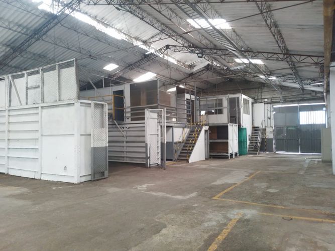 Bodega en venta en El Poblado, Medellín, 768 m² · foto 10 de 20