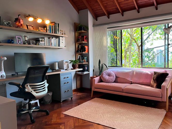 Casa de 4 alcobas en venta en El Poblado, Medellín, 306 m² · foto 15 de 20