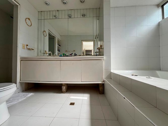 Apartamento de 4 alcobas en venta en El Poblado, Medellín, 425 m² · foto 13 de 17