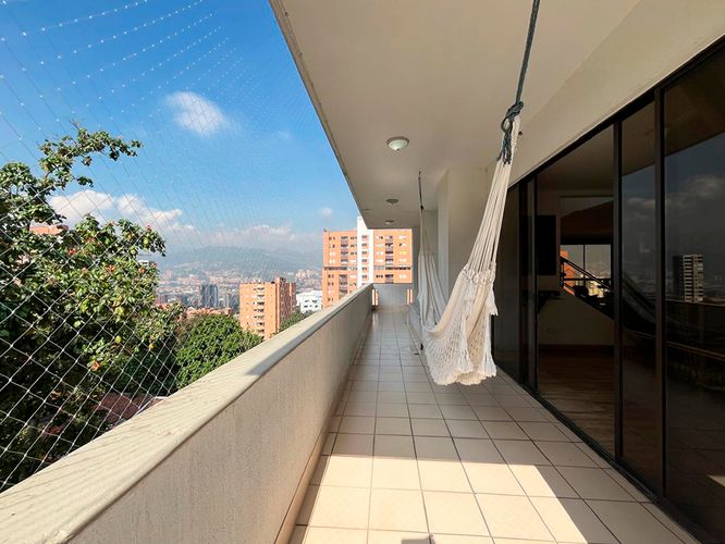 Apartamento de 4 alcobas en venta en El Poblado, Medellín, 425 m² · foto 17 de 17