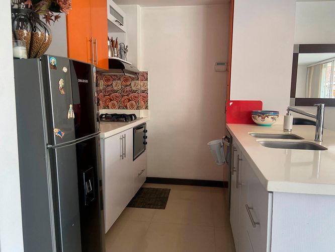 Apartamento de 3 alcobas en venta en Entre Amigos, Sabaneta, 117 m² · foto 6 de 19