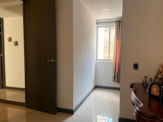 Apartamento de 3 alcobas en venta en Entre Amigos, Sabaneta, 117 m² · foto 9 de 19