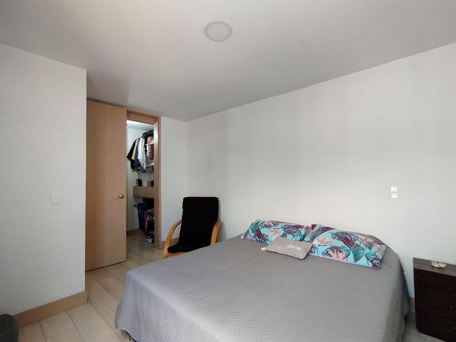 Apartamento de 3 alcobas en venta en El Poblado, Medellín, 87 m² · foto 8 de 16
