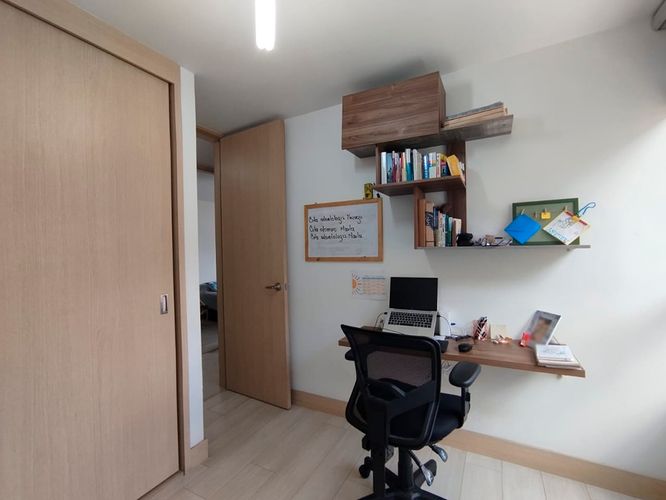 Apartamento de 3 alcobas en venta en El Poblado, Medellín, 87 m² · foto 11 de 16