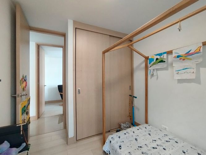 Apartamento de 3 alcobas en venta en El Poblado, Medellín, 87 m² · foto 12 de 16