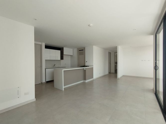 Apartamento de 2 alcobas en arriendo en El Poblado, Medellín, 89 m² · foto 7 de 19