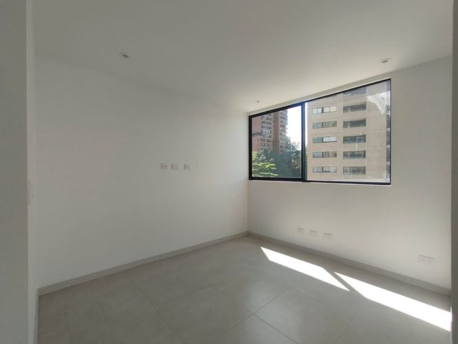 Apartamento de 2 alcobas en arriendo en El Poblado, Medellín, 89 m² · foto 11 de 19