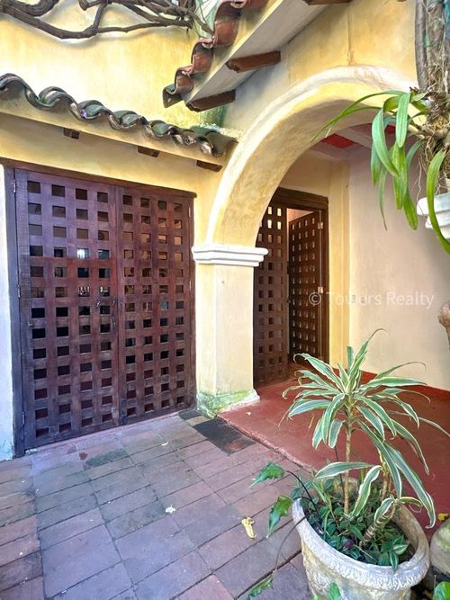 Casa de 10 alcobas en venta en El Centro, Cartagena, 700 m² · foto 5 de 13