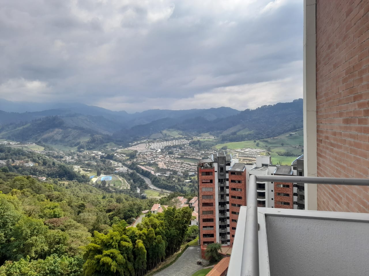 Apartamento en venta en Tejares, Manizales · foto 14 de 24