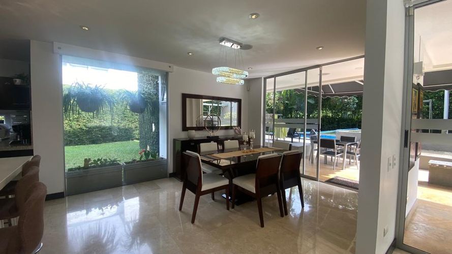 Casa de 3 alcobas en venta en Pance, Palmira, 364 m² · foto 8 de 20